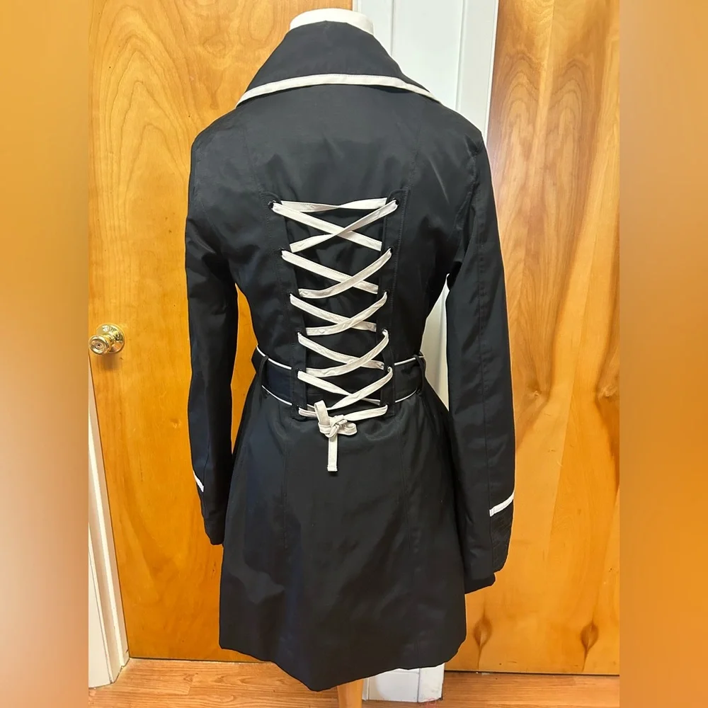 Betsey Johnson black and tan trench coat size XS - Picture 2 of 4